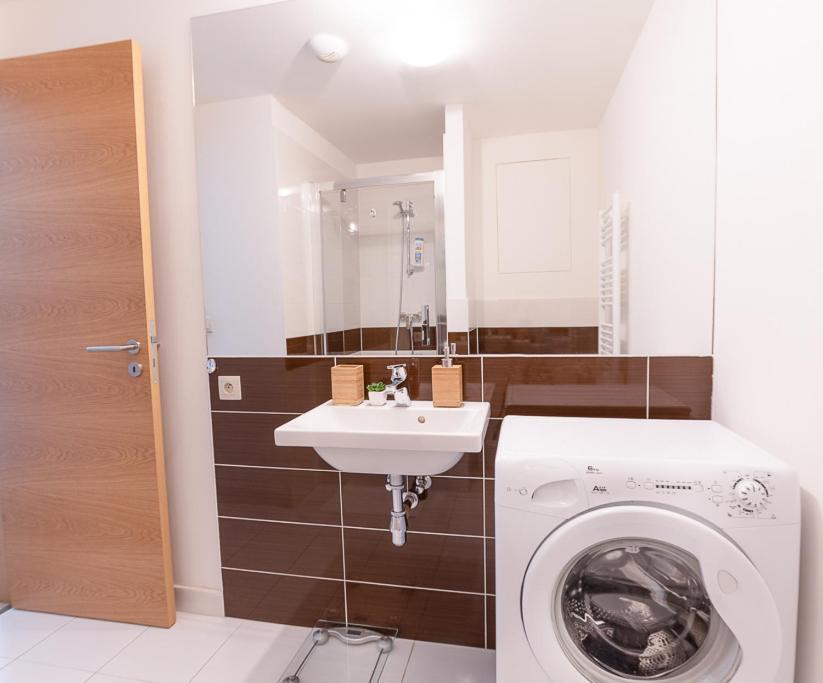 Apartament Panoramaview/31Thfloor!/Luxury/Wifi/Parking Bratysława Zewnętrze zdjęcie